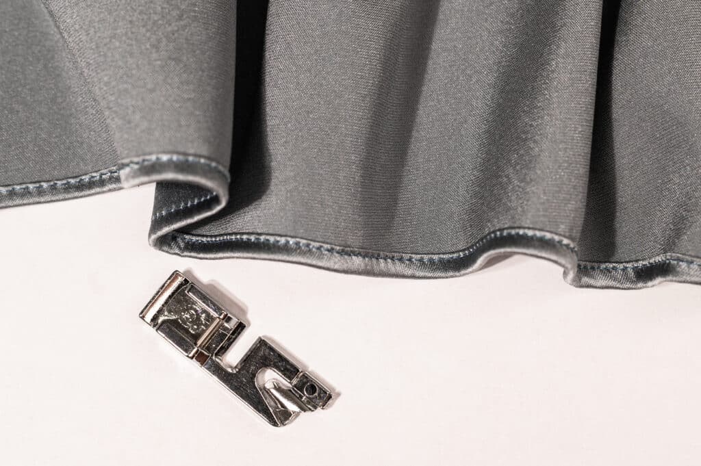 Satin Rollsaum 5888 scaled