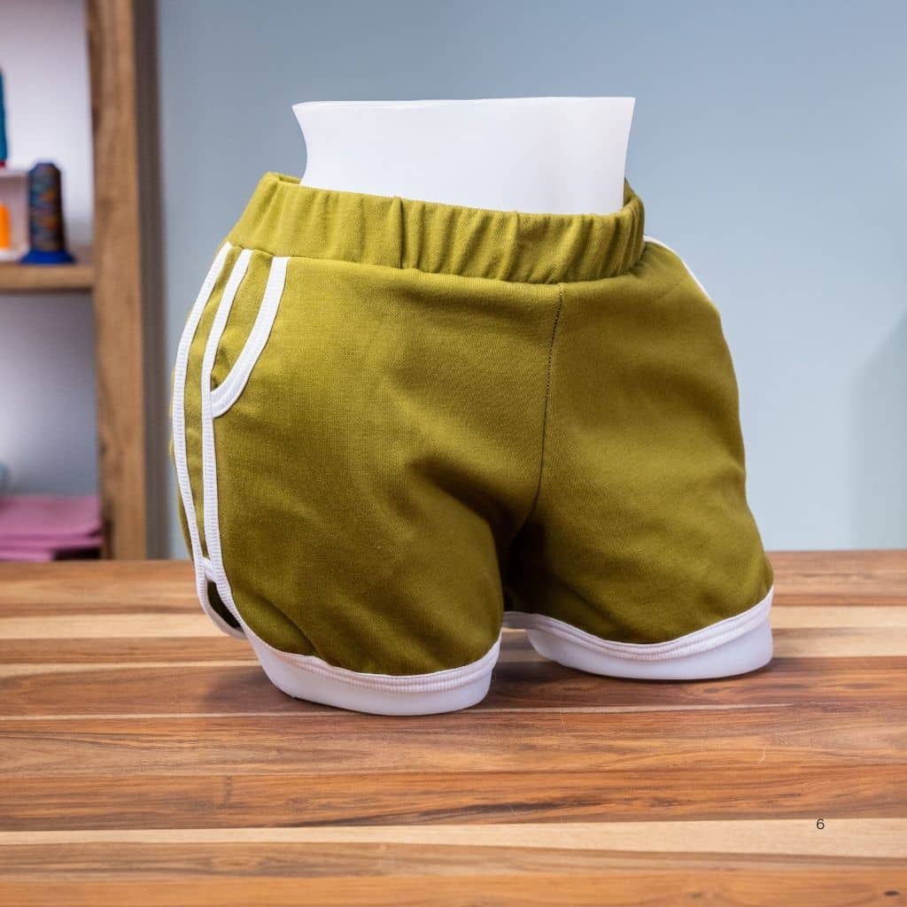 amerikanische Shorts genäht im Coverkurs